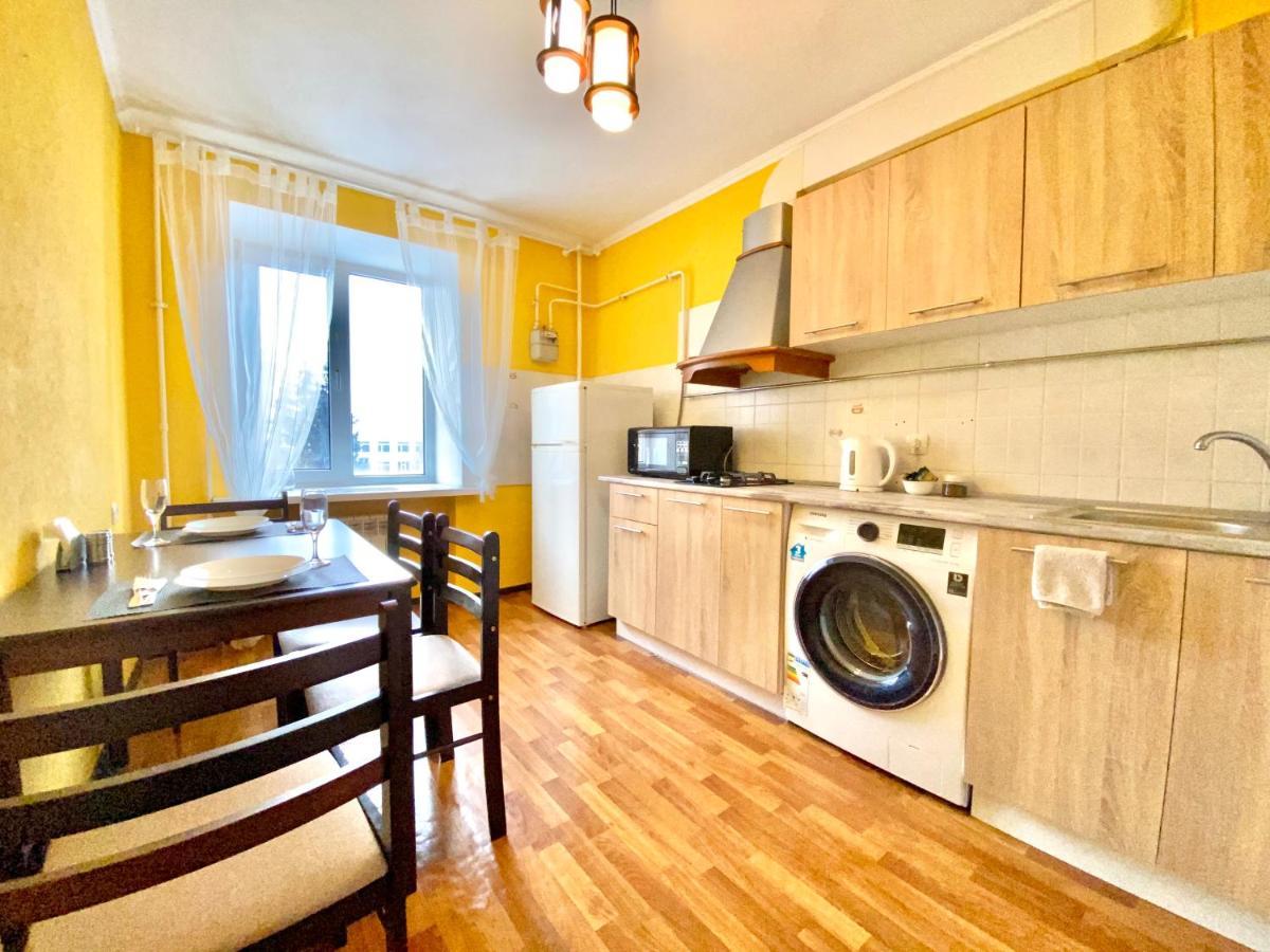 Apartpoltava Центр Полтави, Простора Та Зручна Квартира Біля Пует, 2-Окремі Кімнати, Звітна Документація Для Відрядження Kültér fotó
