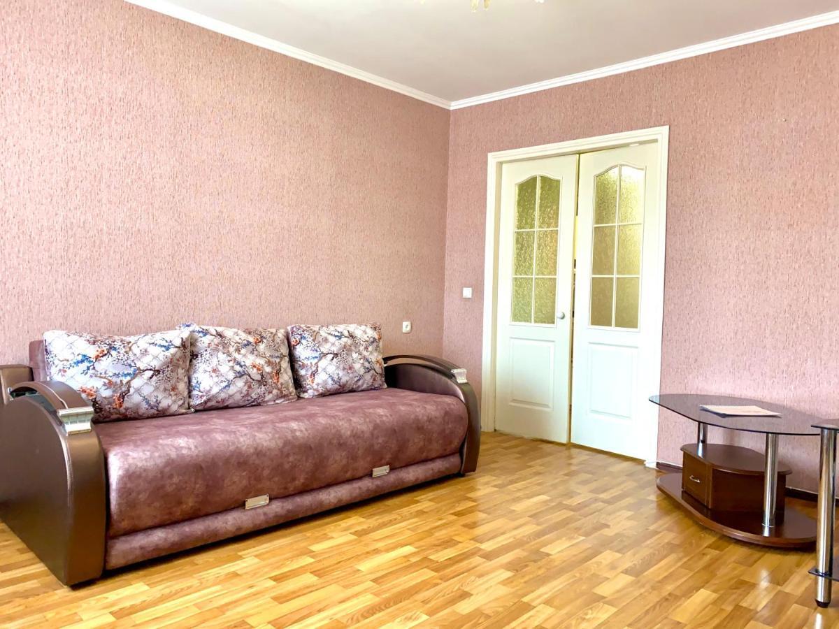 Apartpoltava Центр Полтави, Простора Та Зручна Квартира Біля Пует, 2-Окремі Кімнати, Звітна Документація Для Відрядження Kültér fotó